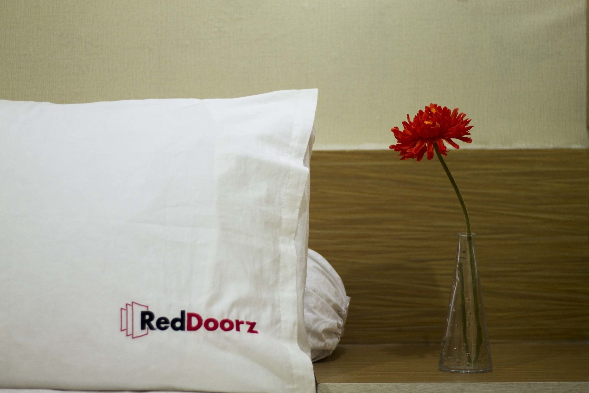 Reddoorz Near Hyperpoint Pasteur Bandung Exterior foto